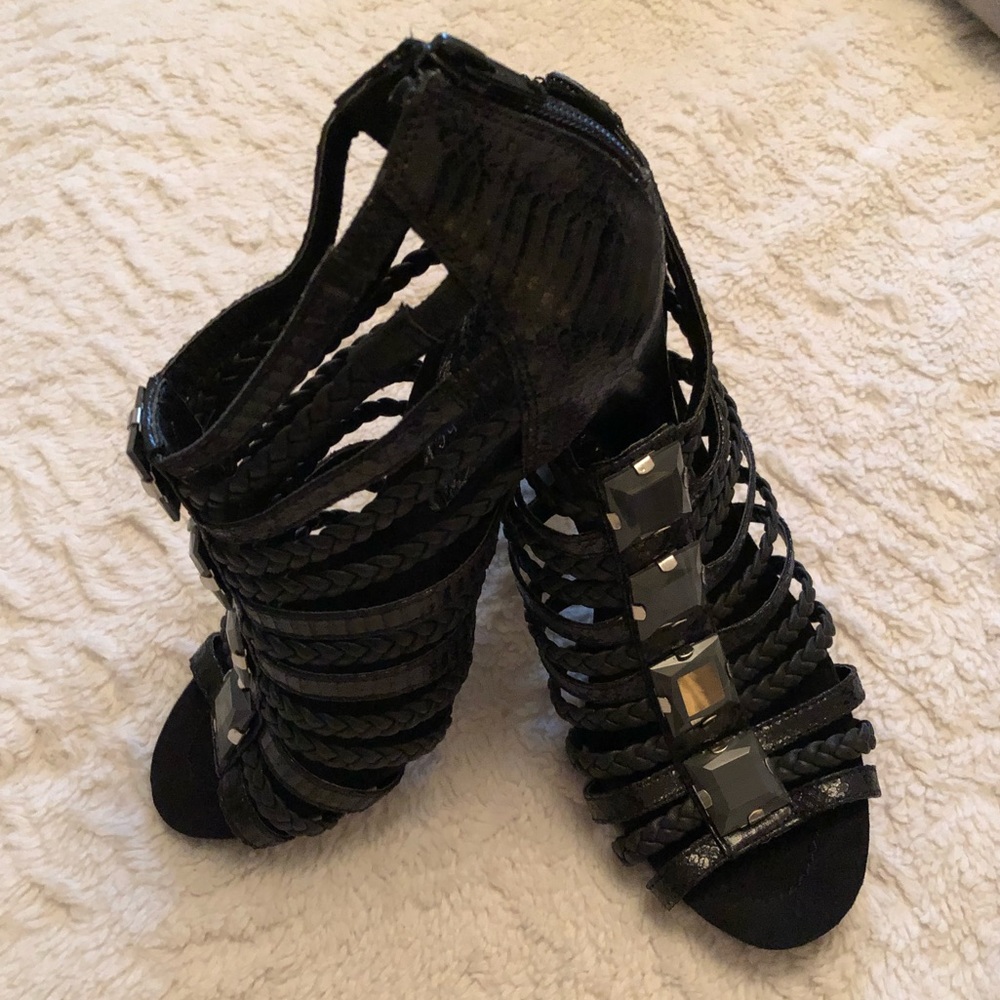 NWOB Apostrophe black fiona strappy sandal